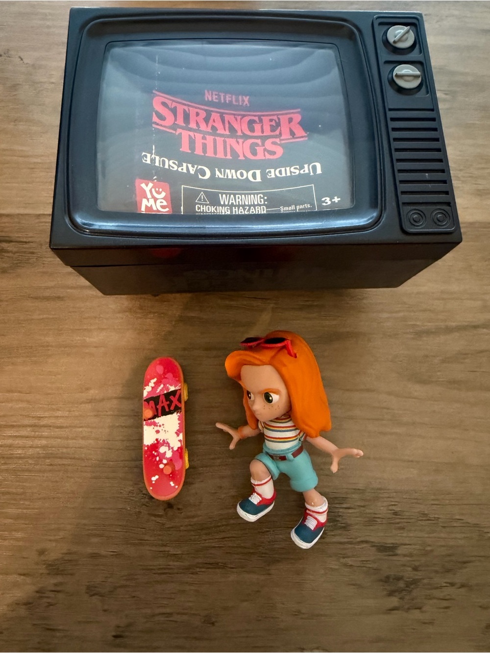 Stranger Things Upside Down Capsule Toy Max figure Netflix